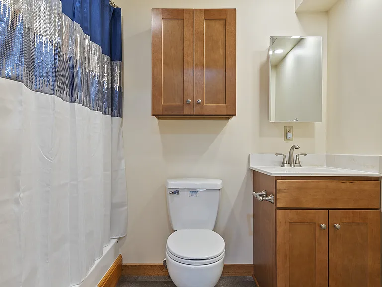 Ashwood Dr — Photo 11
