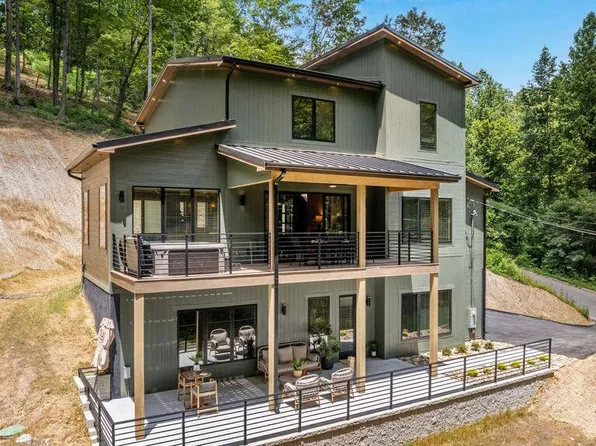1620 Bear Valley Rd, Sevierville, TN 37876