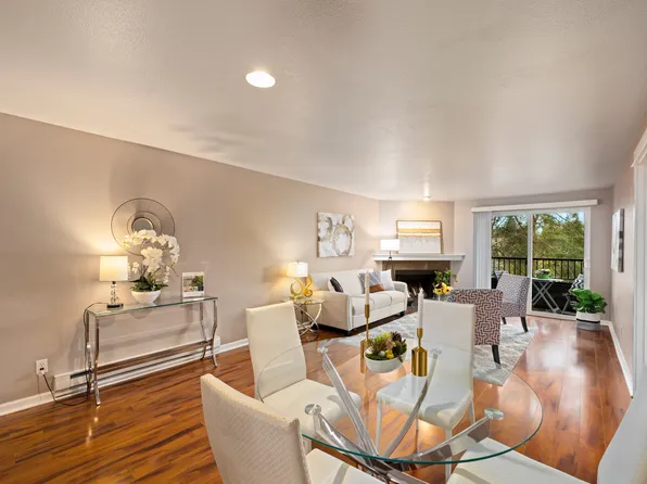 726 Kirkland Cir #304, Kirkland, WA 98033