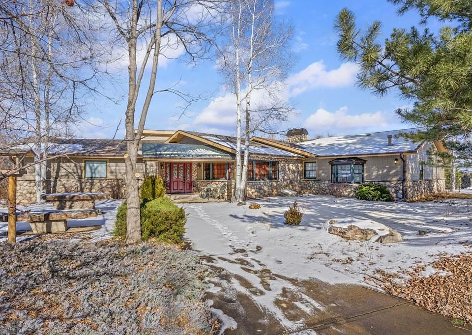 1st image of 306 Lona Dr