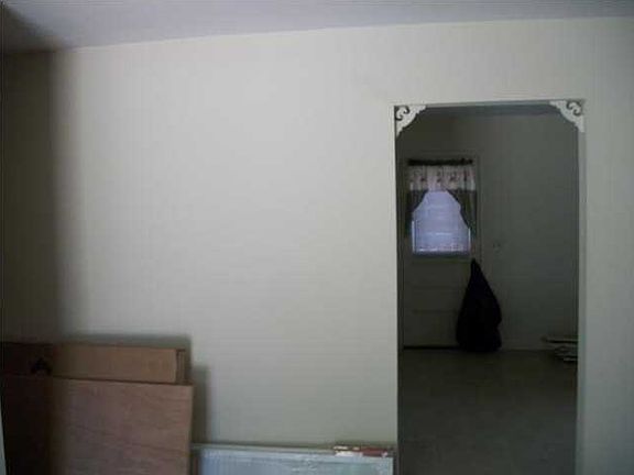 5th image of 1571 S Rotherwood Ave