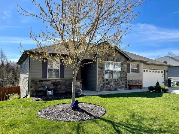 129 Brush Creek Pkwy, Saint Robert, MO 65584