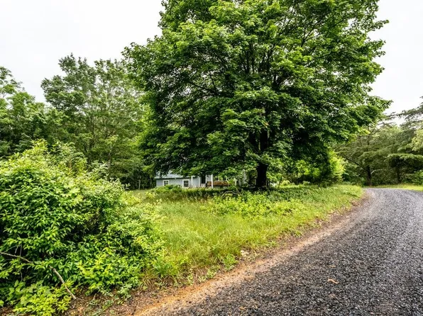 451 High Ln, Mathias, WV 26812