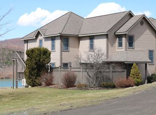 1965-1979 Thermopyle Dr, Cortland, NY 13045