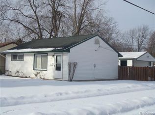 172 W Yale Ave, Pontiac, MI 48340