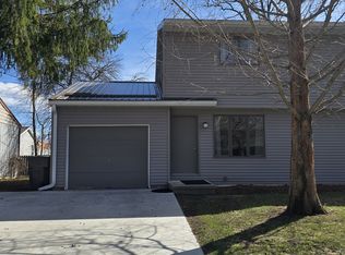 4013 Pfeiffer Ct, Midland, MI 48640