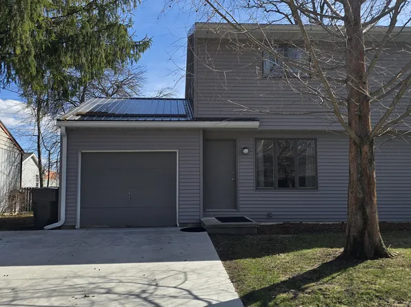 4013 Pfeiffer Ct, Midland, MI 48640