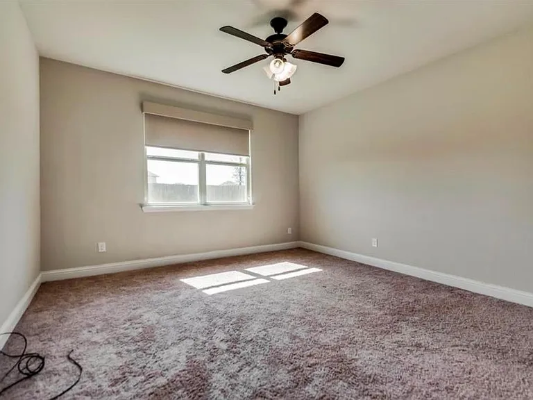 3716 Cameroon Ln — Photo 12