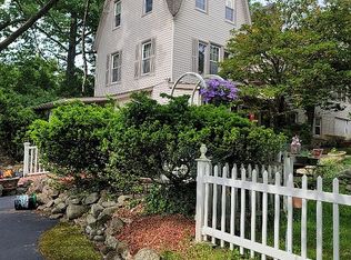 2 Webb Ct, Park Ridge, NJ