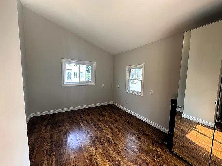 21 Maple St #1 — Photo 17
