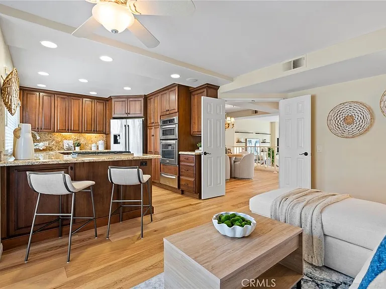 19281 Meadowood Cir — Photo 16