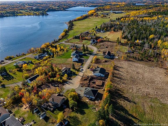 3rd image of 7 Heron Ct Lot 6
