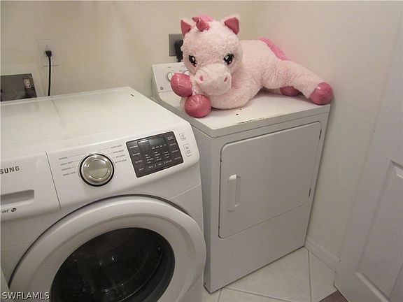 5th image of 8310 Village Edge Cir APT 3