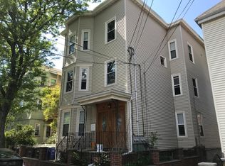 7 Knapp St #2, Somerville, MA 02143