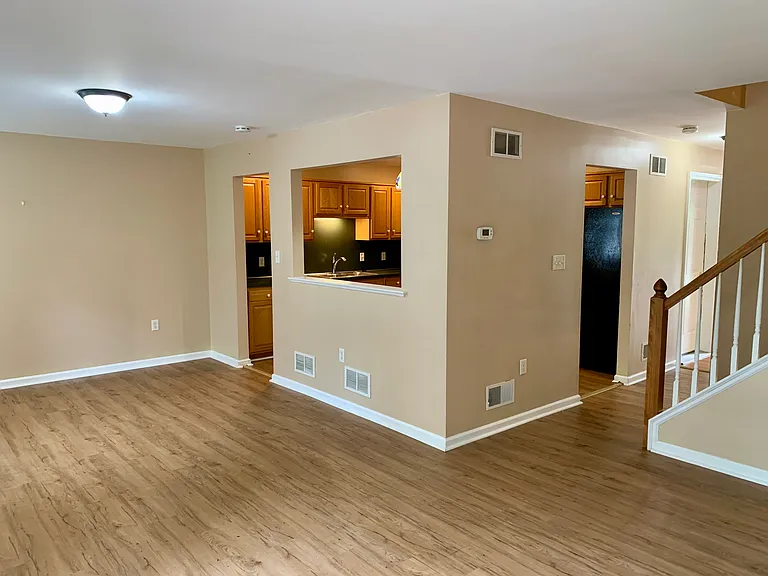447 Society Hill Cir — Photo 4
