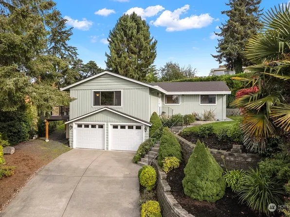 8030 SE 37th Place, Mercer Island, WA 98040