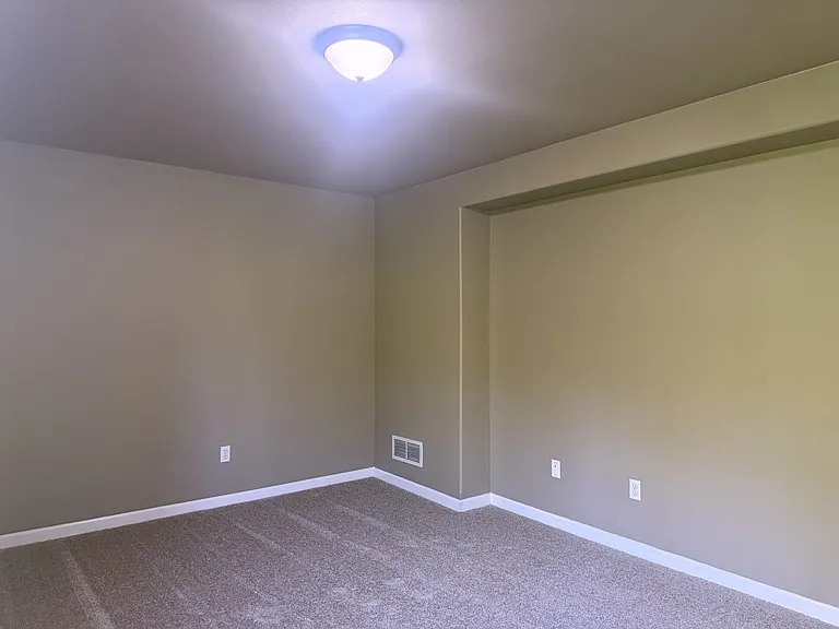 2250 S Ruth St #B — Photo 14