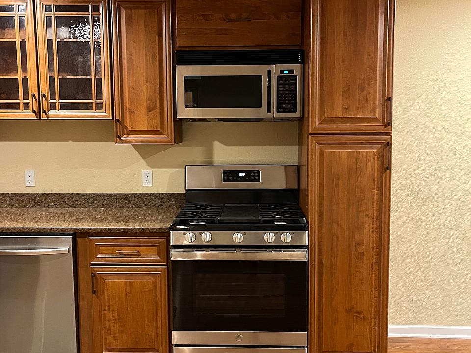 1st image of 592 Bradford Way #Basement