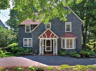 47 Vista Ter, New Haven, CT 06515