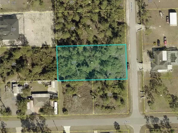 903 Clayton AVE, LEHIGH ACRES, FL 33972