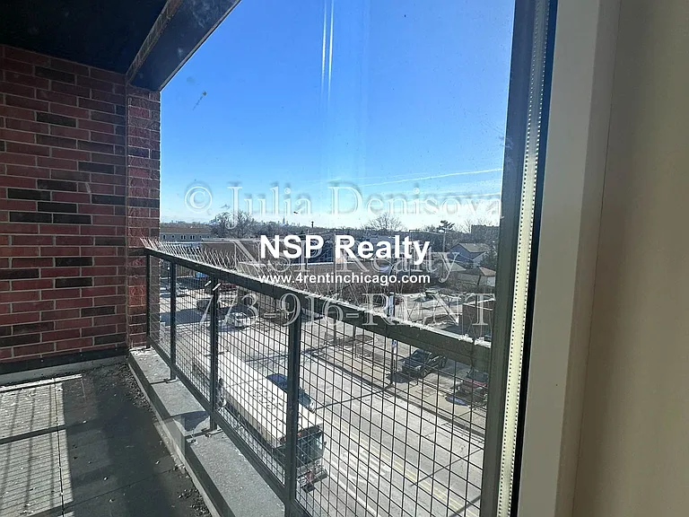 6340 W Belmont Ave #301 — Photo 5