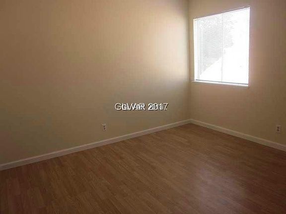 5th image of 5731 Cedar Ave #0