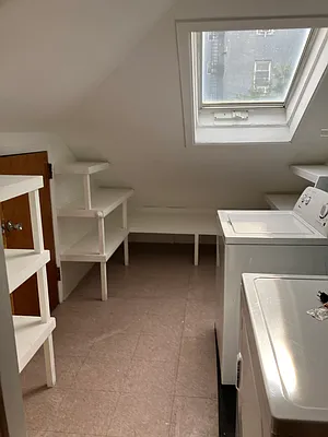 Rented by Melissa Conanan, LREB | media 21