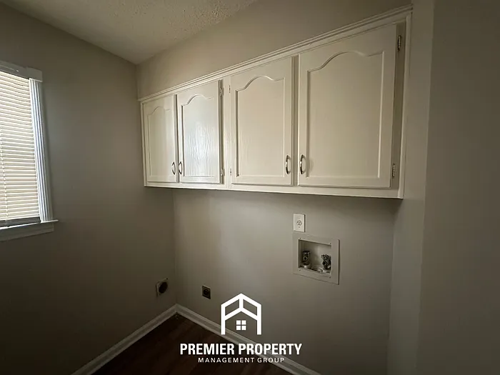 532 Bedlington Dr — Photo 8