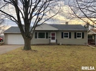 2325 W 43rd St, Davenport, IA 52806