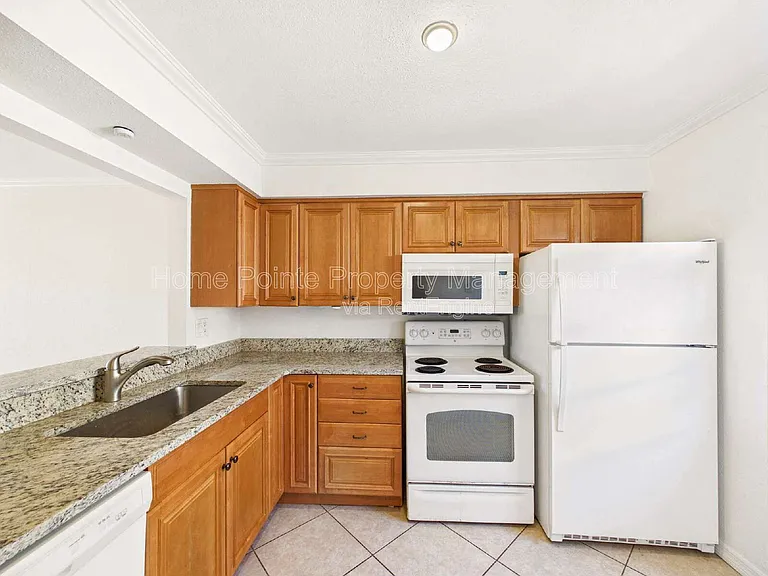 6300 S Pointe Blvd #116 — Photo 3