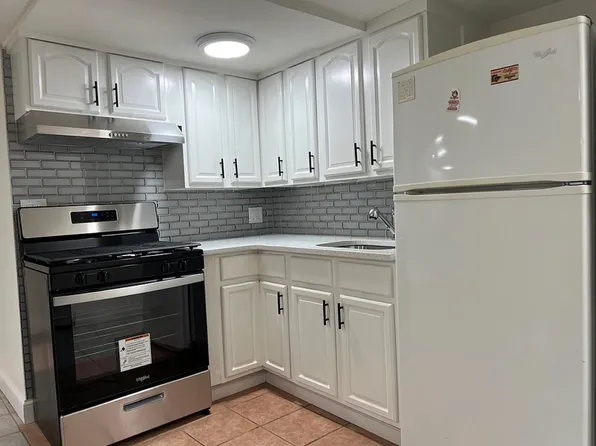 19830 32nd Ave #Ll, Flushing, NY 11358