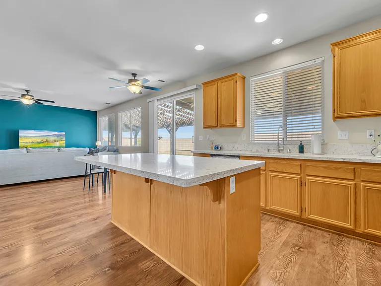 40028 Aliso Ct — Photo 38