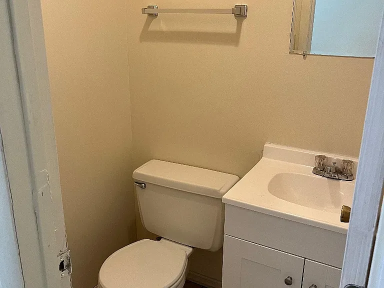 Unit Photo