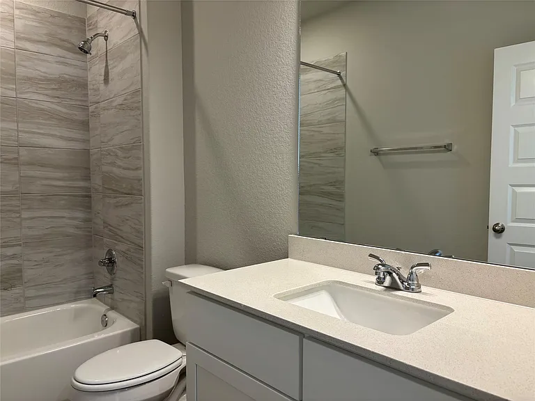 11624 Comano Dr — Photo 24