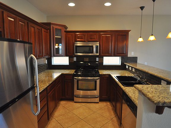 4th image of 10585 Allegrini Dr