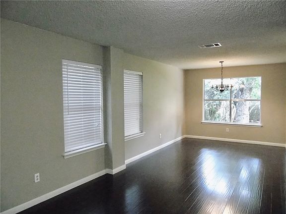 4th image of 13341 Tamayo Dr