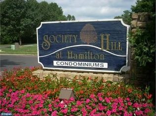 47 Cheverny Ct, Hamilton, NJ 08619