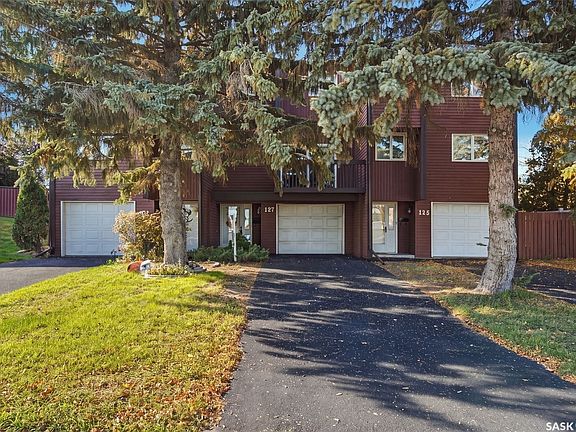 2nd image of 127 LOCKWOOD Road