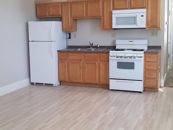 3rd image of 2229 Shenandoah Ave
