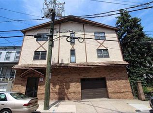 56 68th St APT 9, Guttenberg, NJ 07093