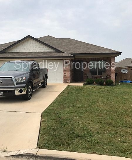 1st image of 516 Karey Dr