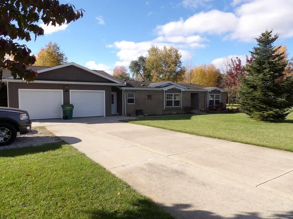 71414 State Line Dr, Union, MI 49130
