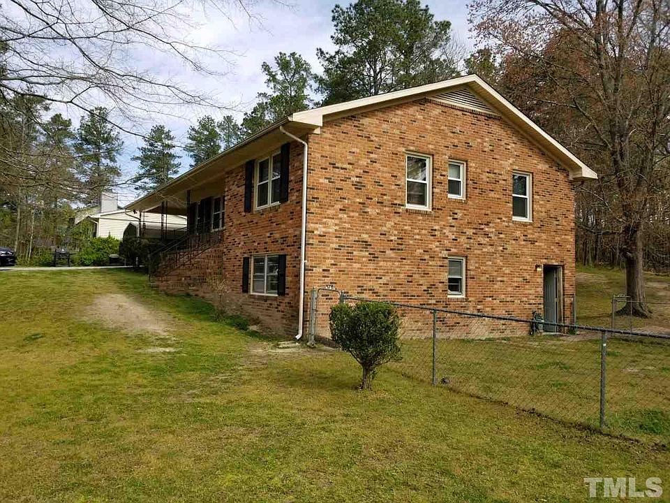 2nd image of 308 26th St
