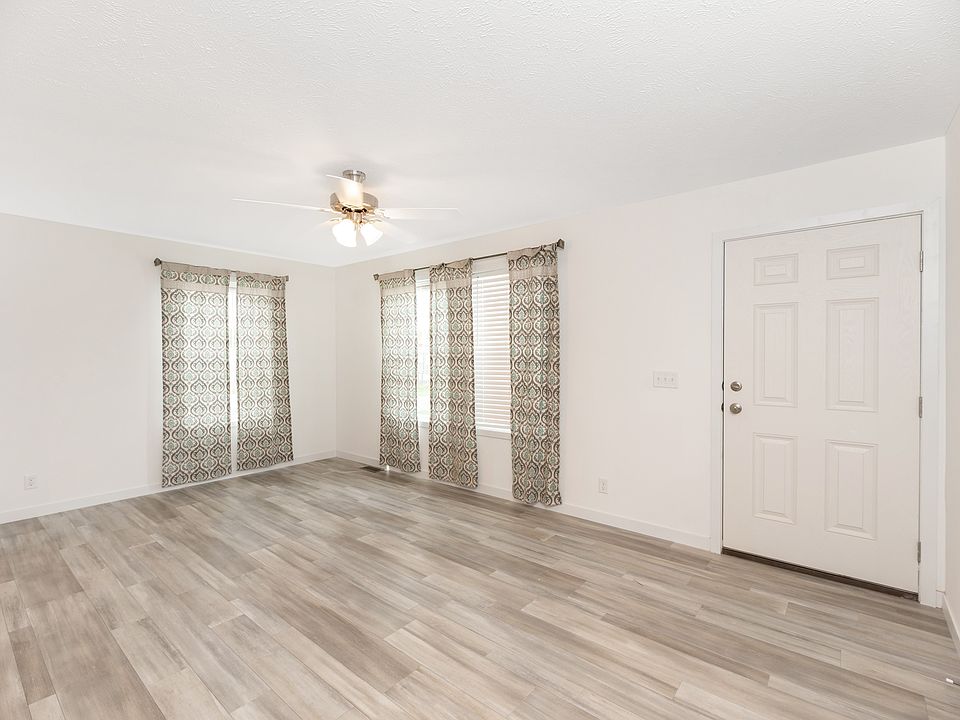 1st image of 4359 Dogwood Blvd #477