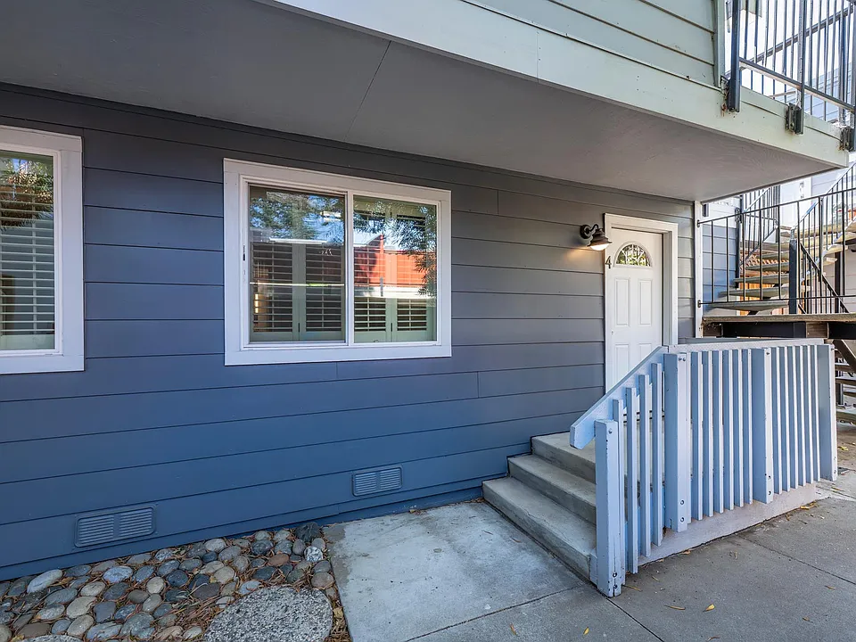 605 Highland Ave #4