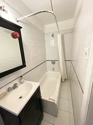 Rented by Delmark Realty LLC | media 20