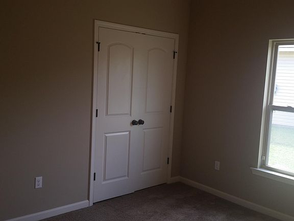 5th image of 15595 Heartstone Dr