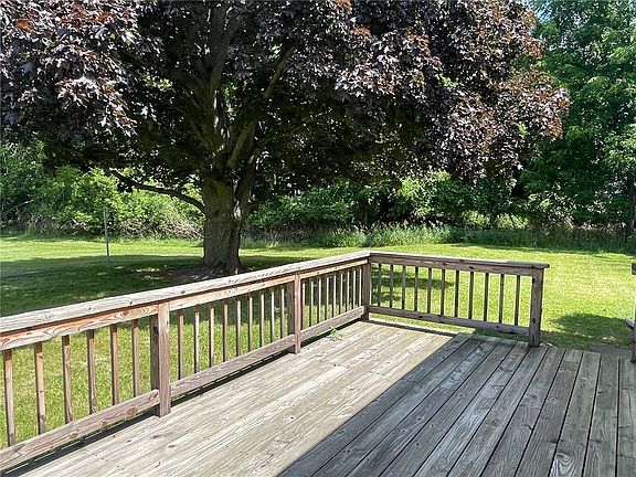 2nd image of 712 Marbletown Rd
