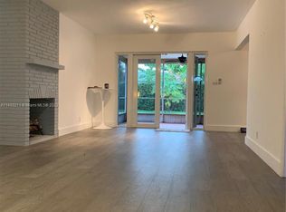 6700 Pershing St, Hollywood, FL 33024