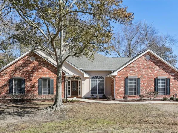 3 Magnolia Ridge Ct, Mandeville, LA 70448